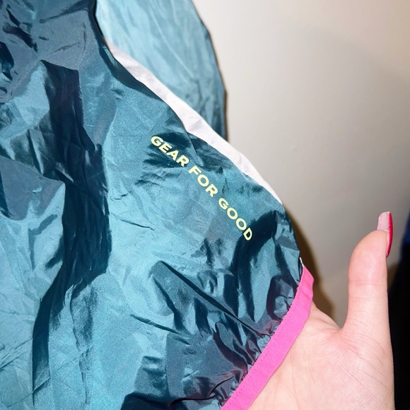 Cotopaxi Teca Half-Zip Windbreaker from repurposed ripstop nylon with DWR finish - Picture 12 of 12